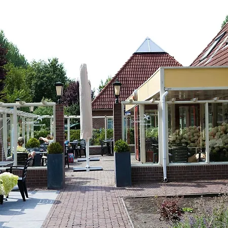 Tent With Bathroom, Near A Recreation Area Noord-Scharwoude