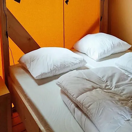 Luxury tent Tent With Bathroom, Near A Recreation Area *
