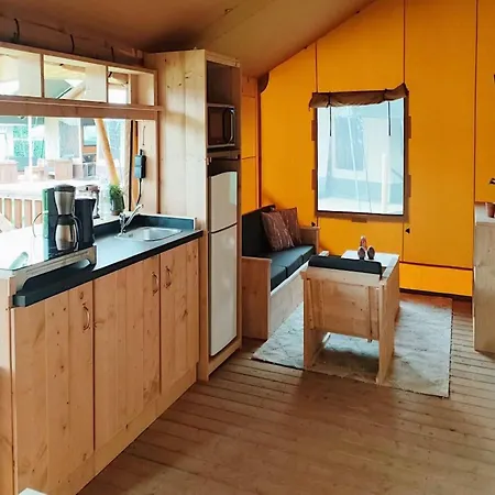 Tent With Bathroom, Near A Recreation Area Noord-Scharwoude